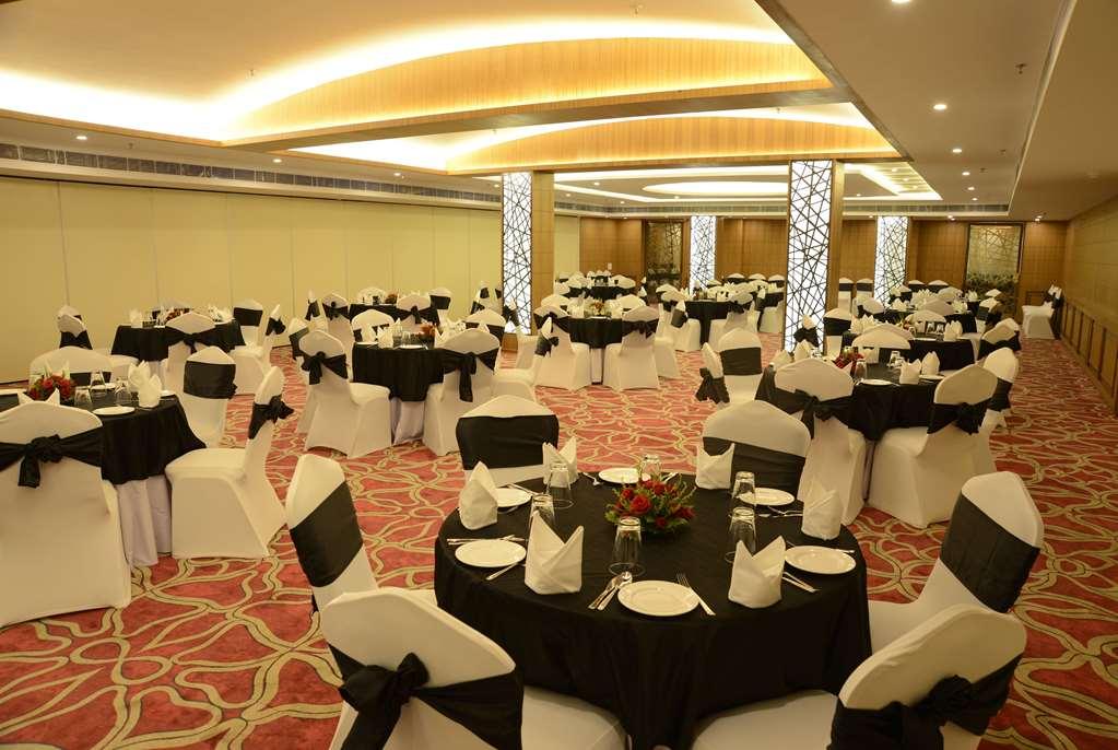 Ramada By Wyndham Varanasi Katesar Chandauli Facilités photo